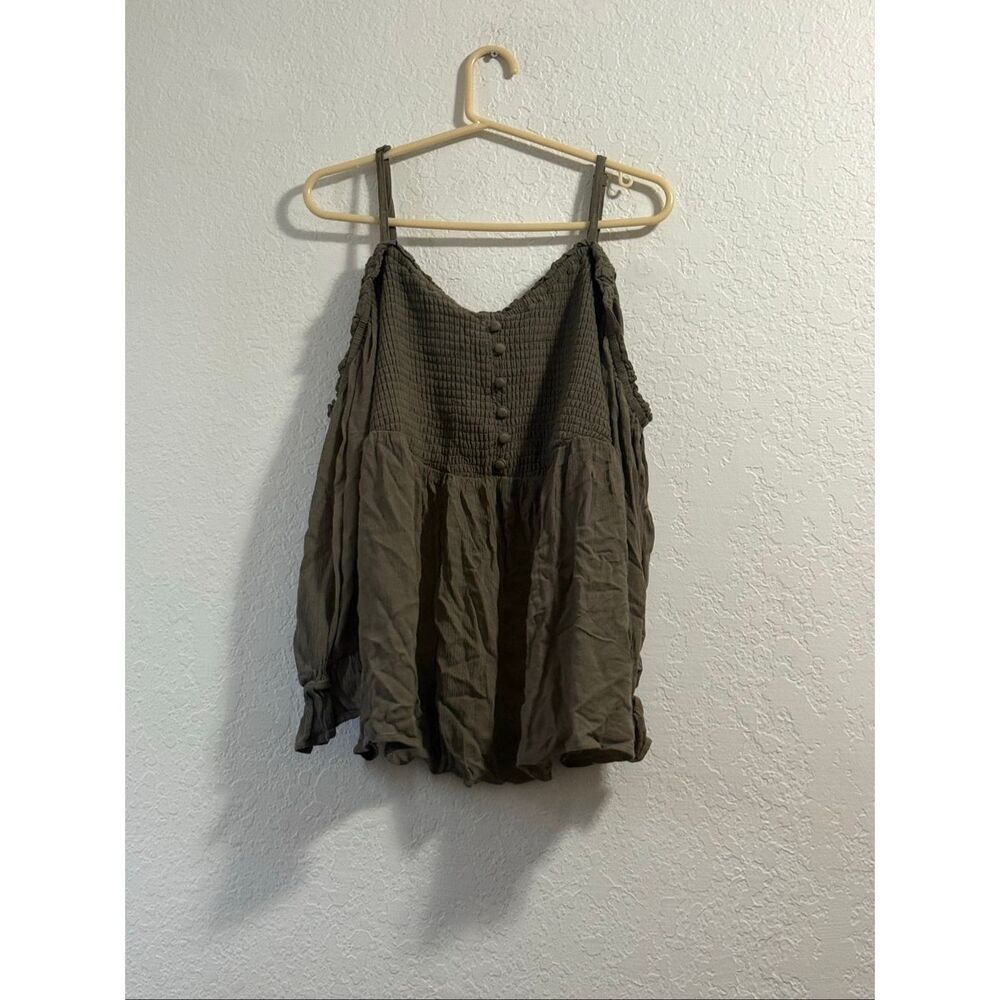 Torrid Babydoll Crinkle Gauze Smocked Cold Shoulder Top Green Woman’s Plus 3 3x